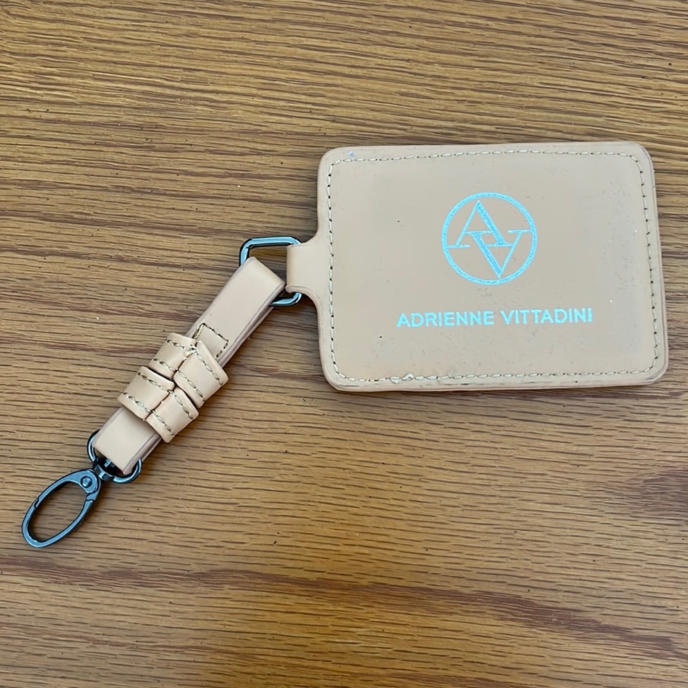 Adrienne Vittadini Luggage Tag!
